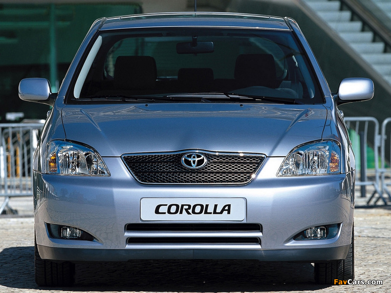 Toyota Corolla 3-door 2001–04 images (800 x 600)