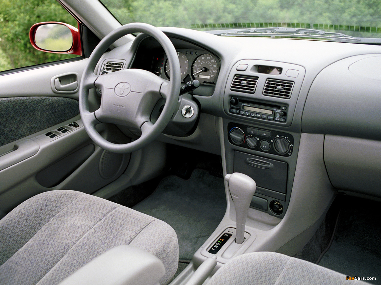 Toyota Corolla Sedan US-spec 2001–02 images (1280 x 960)
