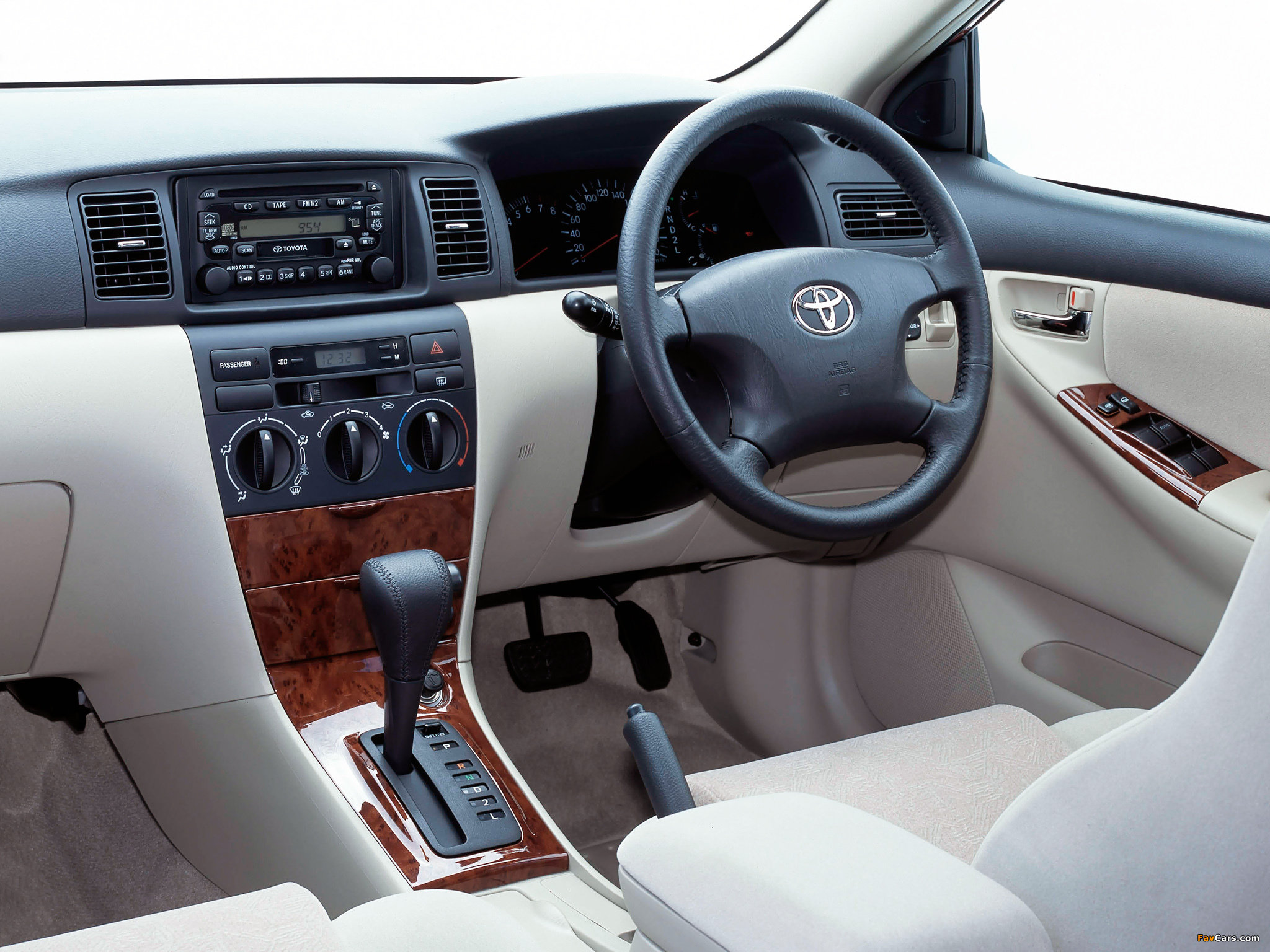 Toyota Corolla Ultima Sedan 2001–04 pictures (2048 x 1536)