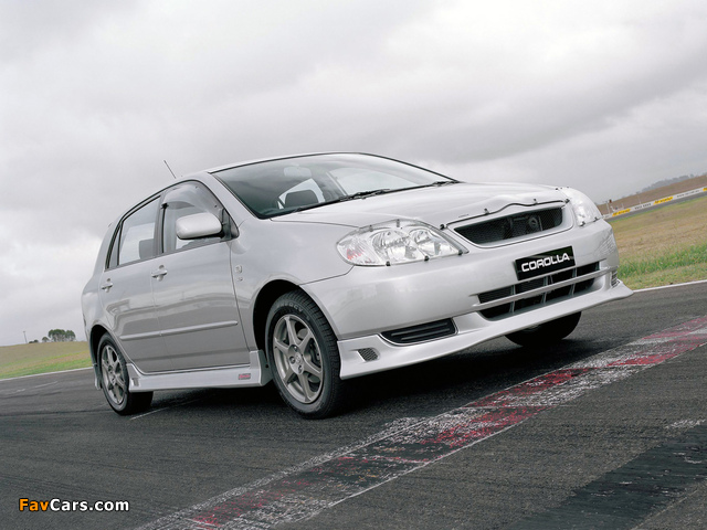 Toyota Corolla Sportivo 5-door 2003–04 photos (640 x 480)