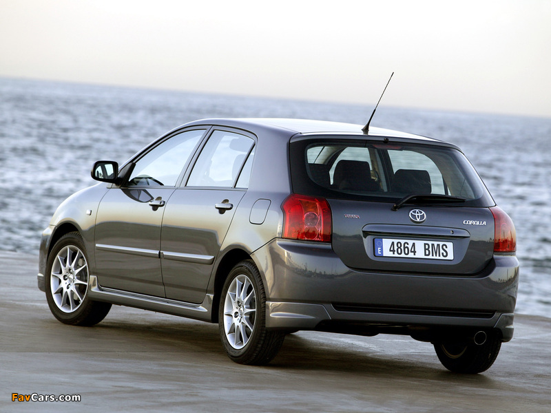 Toyota Corolla T-Sport 5-door 2004–07 images (800 x 600)