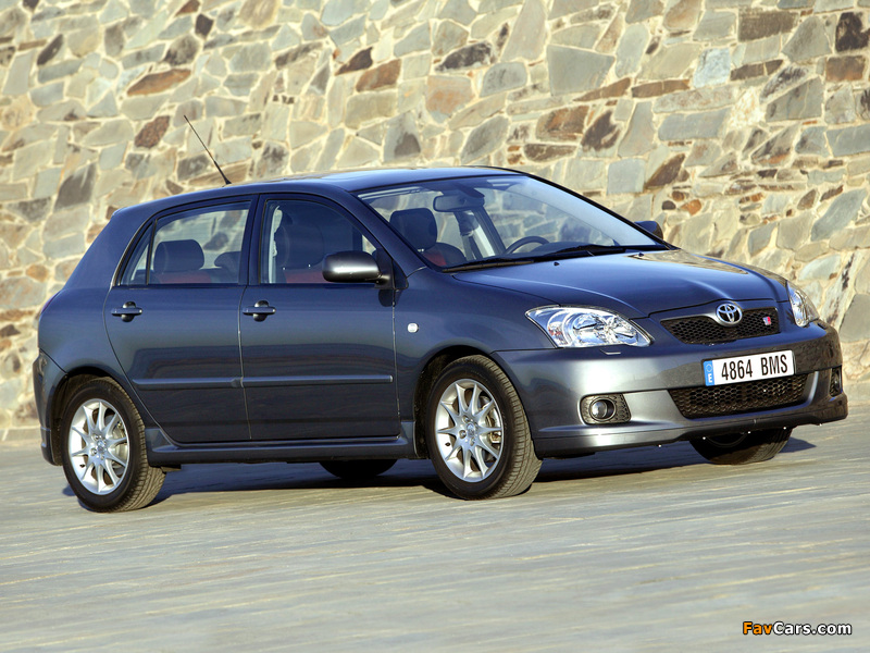 Toyota Corolla T-Sport 5-door 2004–07 images (800 x 600)