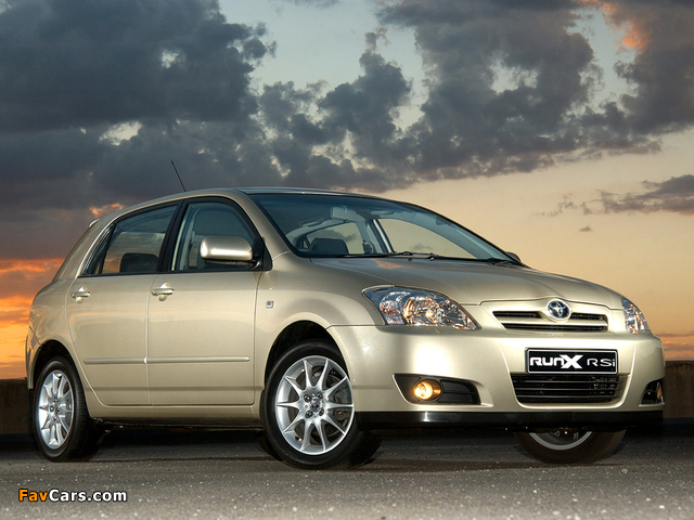 Toyota Corolla RunX RSi ZA-spec 2004–06 images (640 x 480)