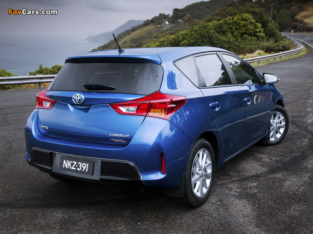 Toyota Corolla Ascent Sport 2012 pictures (640 x 480)