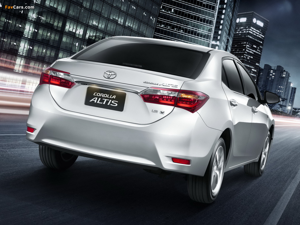 Toyota Corolla Altis 2013 images (1024 x 768)