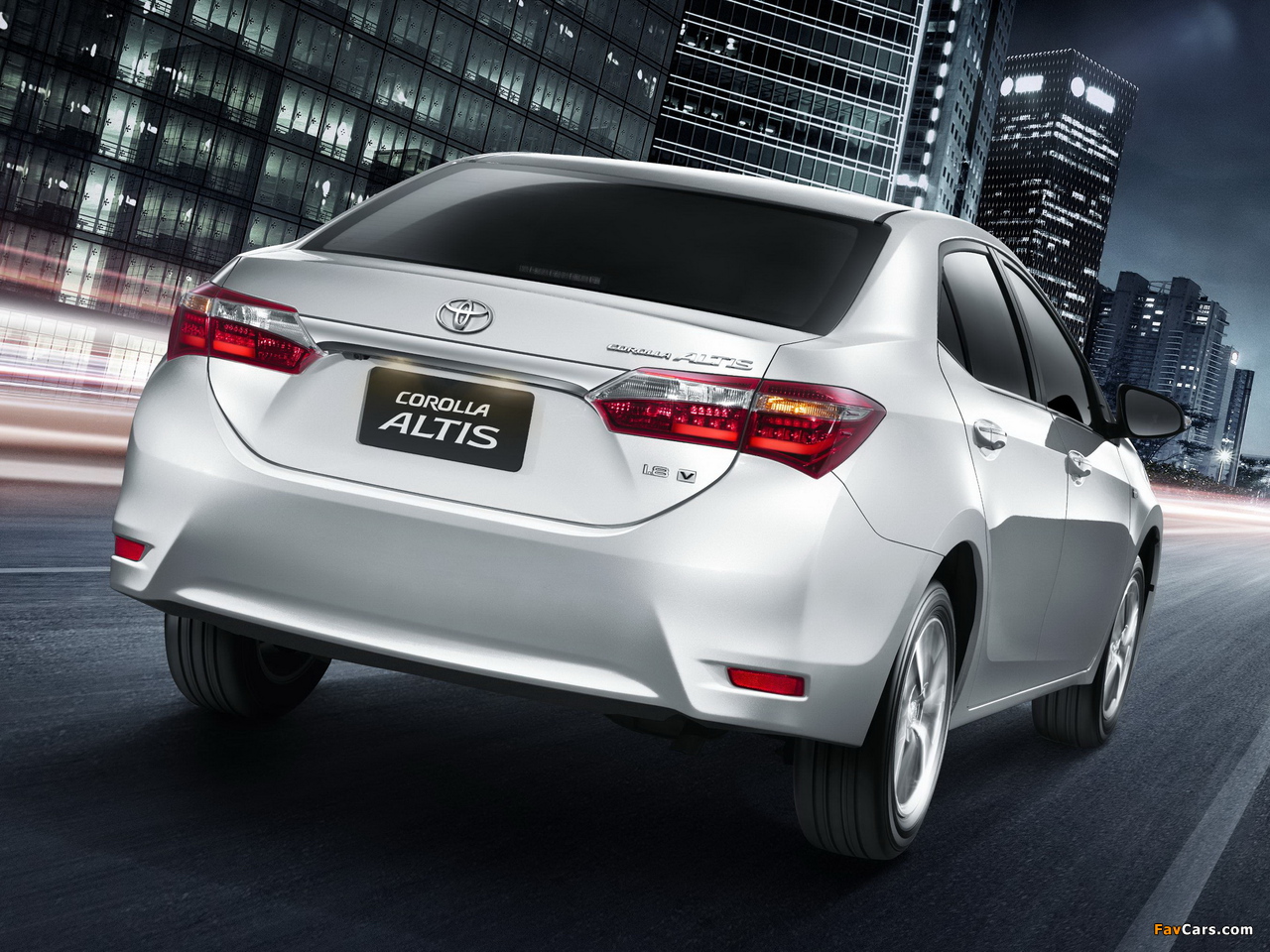 Toyota Corolla Altis 2013 images (1280 x 960)