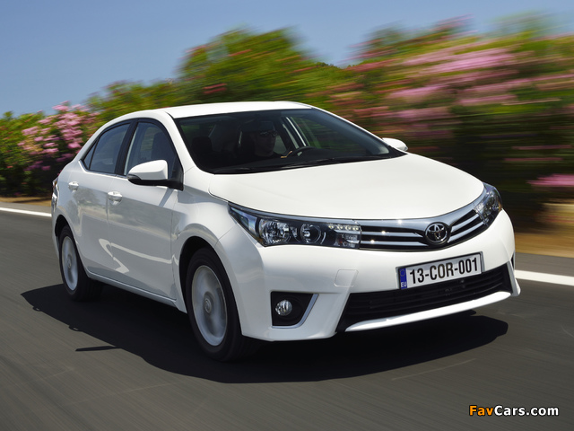 Toyota Corolla EU-spec 2013 images (640 x 480)