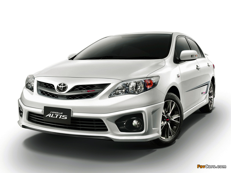 Toyota Corolla Altis 1.8 TRD Sportivo 2013 photos (800 x 600)