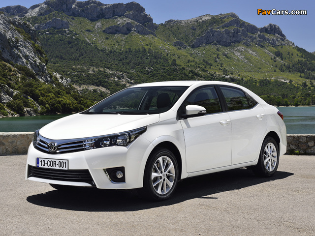 Toyota Corolla EU-spec 2013 wallpapers (640 x 480)