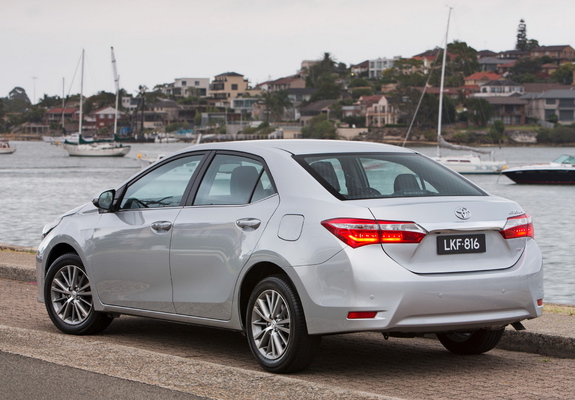 Toyota Corolla Sedan ZR 2014 images