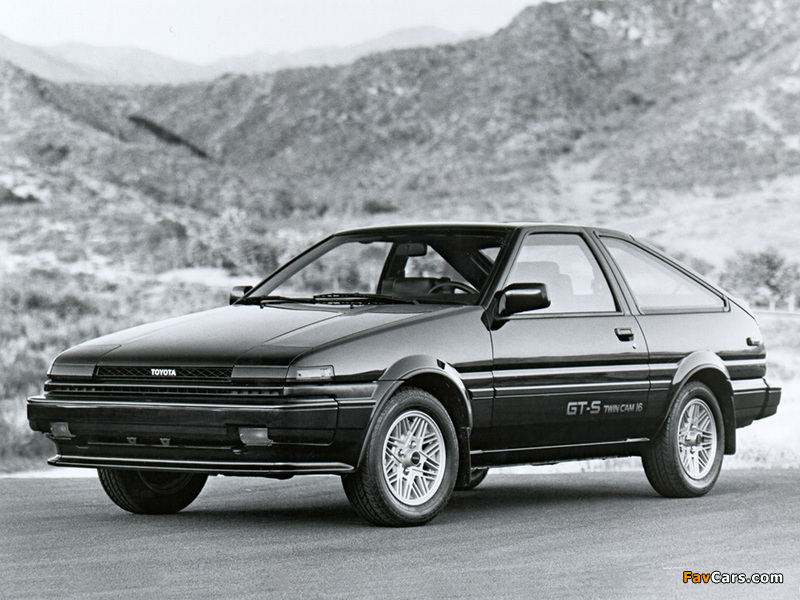 Toyota Corolla GT-S Sport Liftback (AE86) 1985–86 wallpapers (800 x 600)
