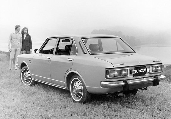 Images of Toyota Corona 1969–73
