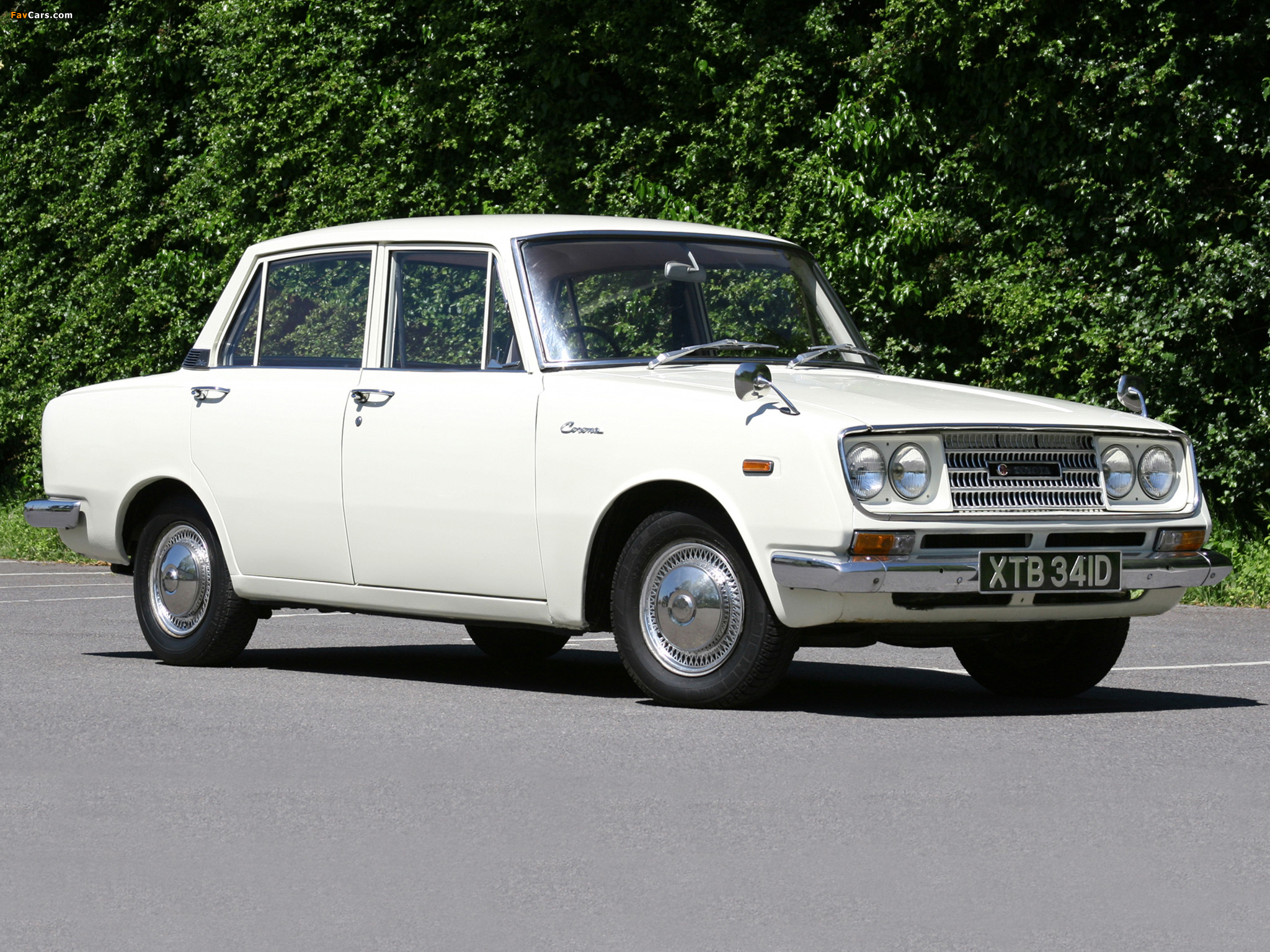 Toyota Corona Sedan UK-spec (RT40) 1965–69 pictures (2048 x 1536)