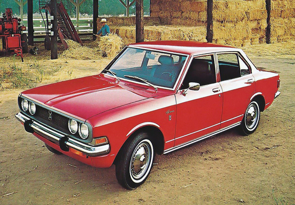 Toyota Corona 1969–73 photos