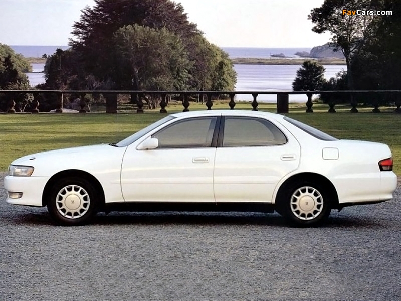 Pictures of Toyota Cresta (H90) 1992–96 (800 x 600)
