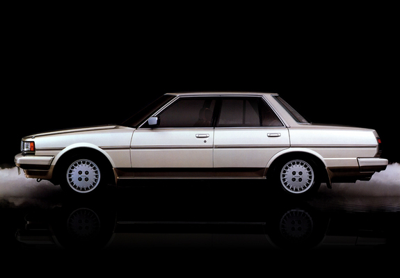 Toyota Cresta Super Lucent (GX71) 1984–88 photos