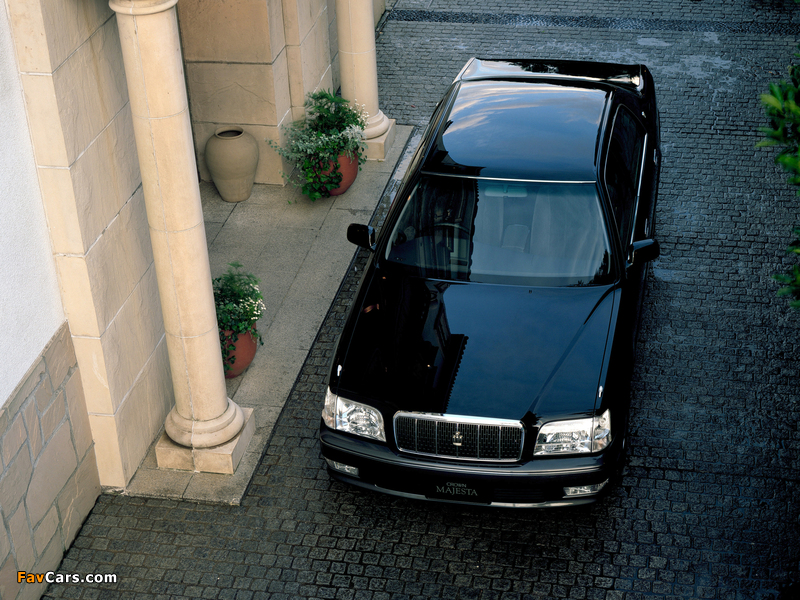 Images of Toyota Crown Majesta (S150) 1995–99 (800 x 600)