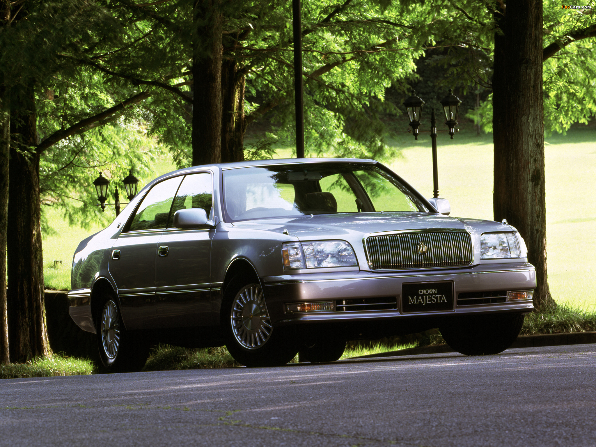 Images of Toyota Crown Majesta (S150) 1995–99 (2048 x 1536)