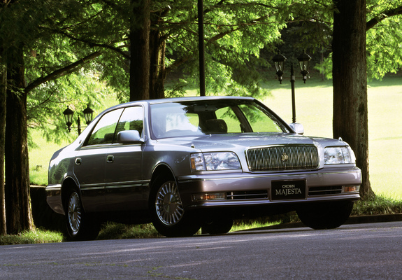 Images of Toyota Crown Majesta (S150) 1995–99