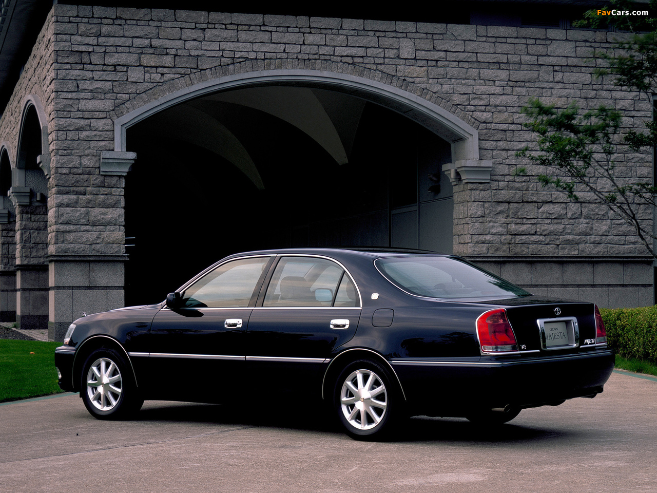 Photos of Toyota Crown Majesta (S170) 1999–2004 (1280 x 960)