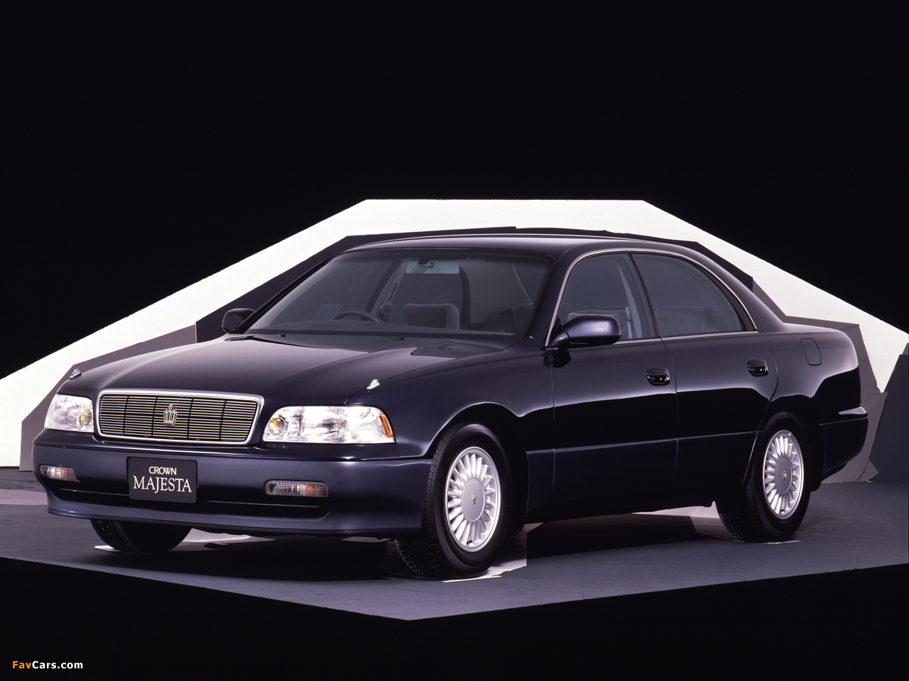 Photos of Toyota Crown Majesta (S140) 1991–95 (1280 x 960)