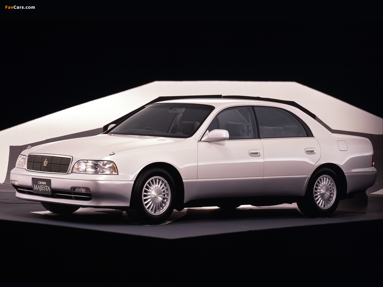Pictures of Toyota Crown Majesta (S140) 1991–95 (1280 x 960)