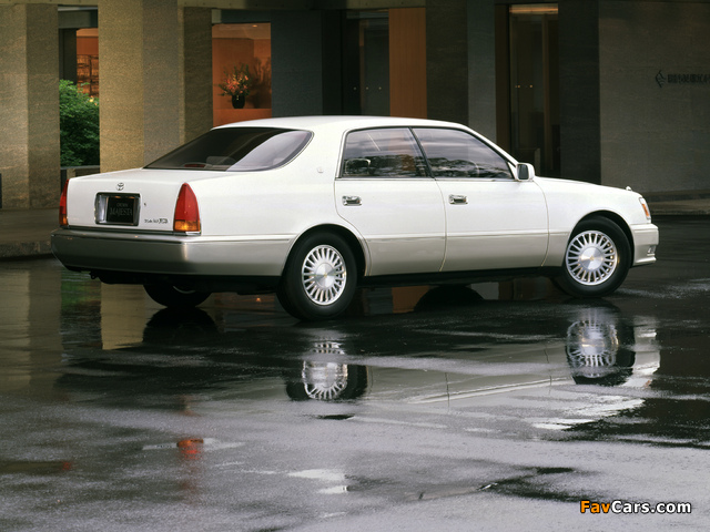 Toyota Crown Majesta (S150) 1995–99 wallpapers (640 x 480)