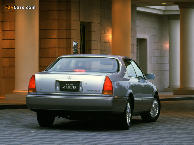 Toyota Crown Majesta (S150) 1995–99 wallpapers (640 x 480)