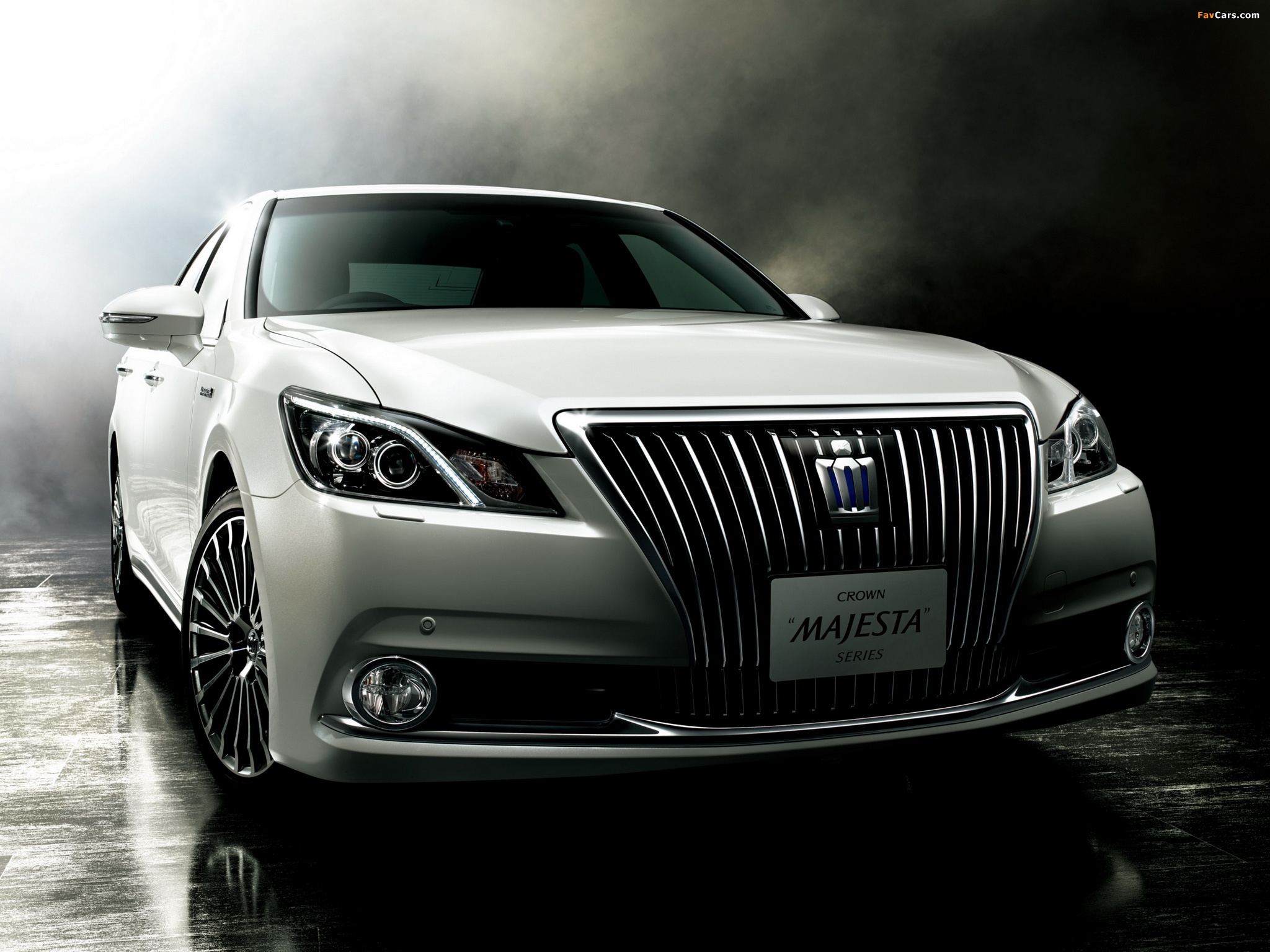 Toyota Crown Majesta (S210) 2013 wallpapers (2048 x 1536)