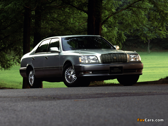 Toyota Crown Majesta (S150) 1995–99 wallpapers (640 x 480)