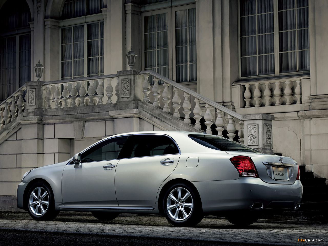Toyota Crown Majesta (S200) 2009 wallpapers (1280 x 960)