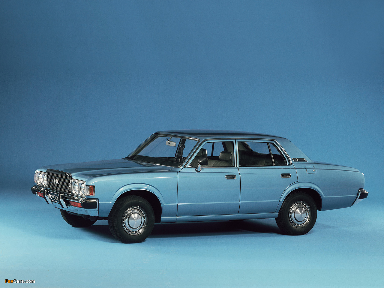 Images of Toyota Crown Sedan (S80) 1974–79 (1280 x 960)