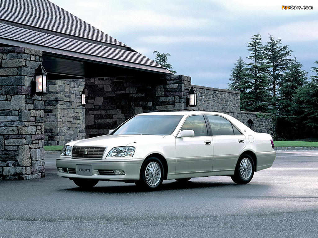 Images of Toyota Crown Royal Saloon (S170) 1999–2003 (1024 x 768)