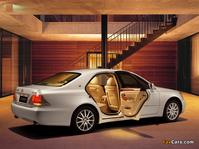 Images of Toyota Crown Royal CN-spec (S180) 2005–09 (640 x 480)