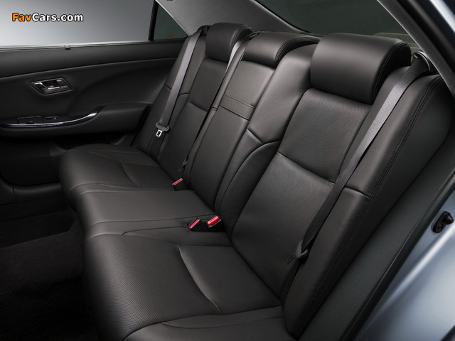 Images of Toyota Crown Hybrid Concept (GWS204) 2007 (640 x 480)