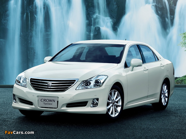 Images of Toyota Crown Royal Saloon (S200) 2008–10 (640 x 480)