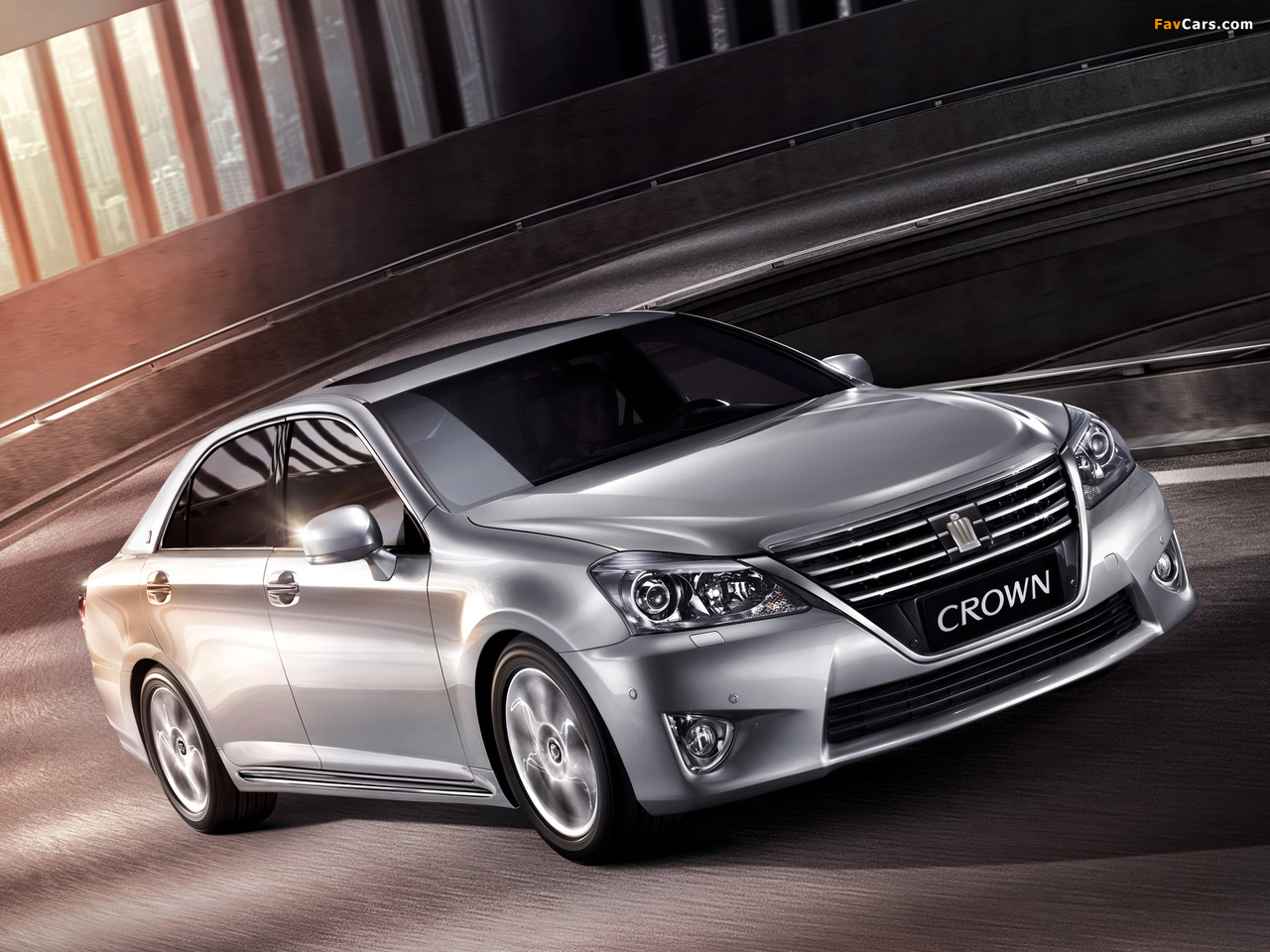 Images of Toyota Crown Royal Saloon VIP CN-spec (S200) 2012 (1280 x 960)