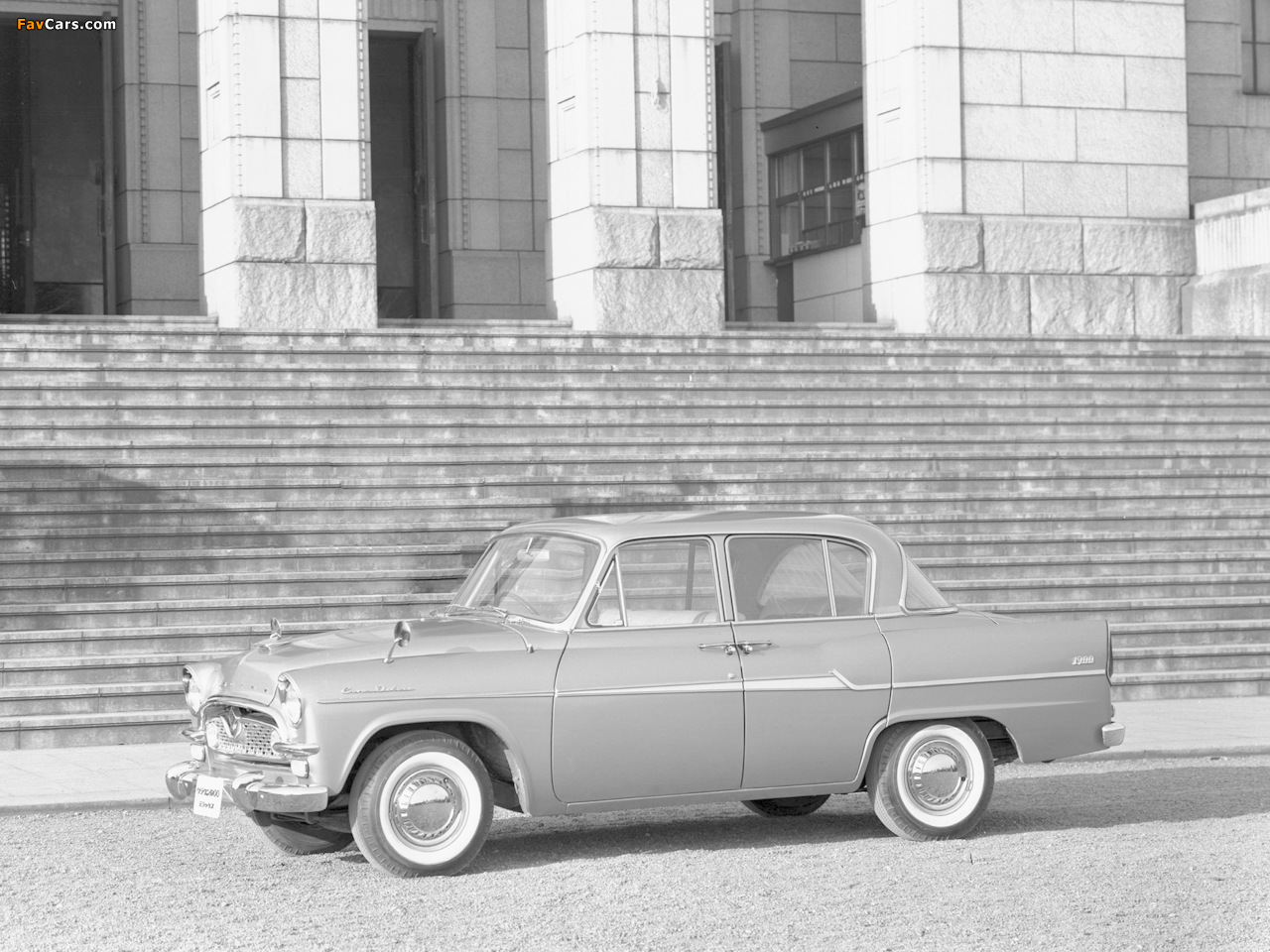 Photos of Toyopet Crown Deluxe (RS30) 1960–62 (1280 x 960)