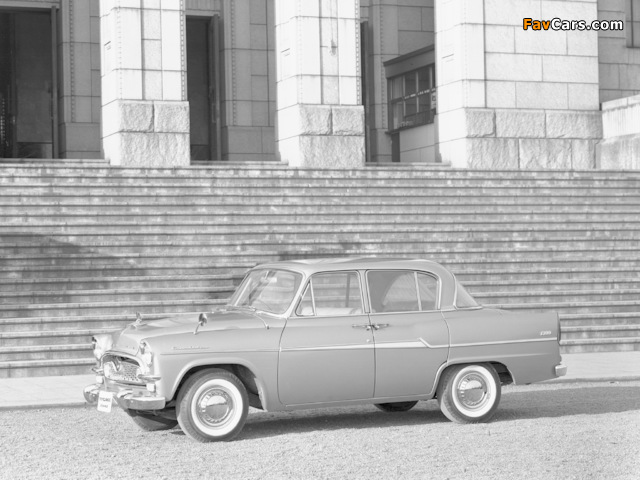 Photos of Toyopet Crown Deluxe (RS30) 1960–62 (640 x 480)