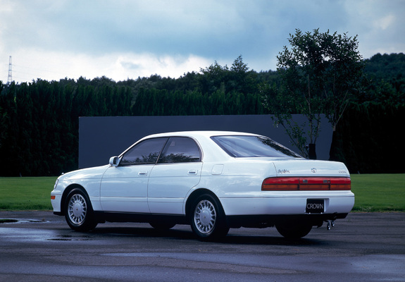 Photos of Toyota Crown (S140) 1991–93