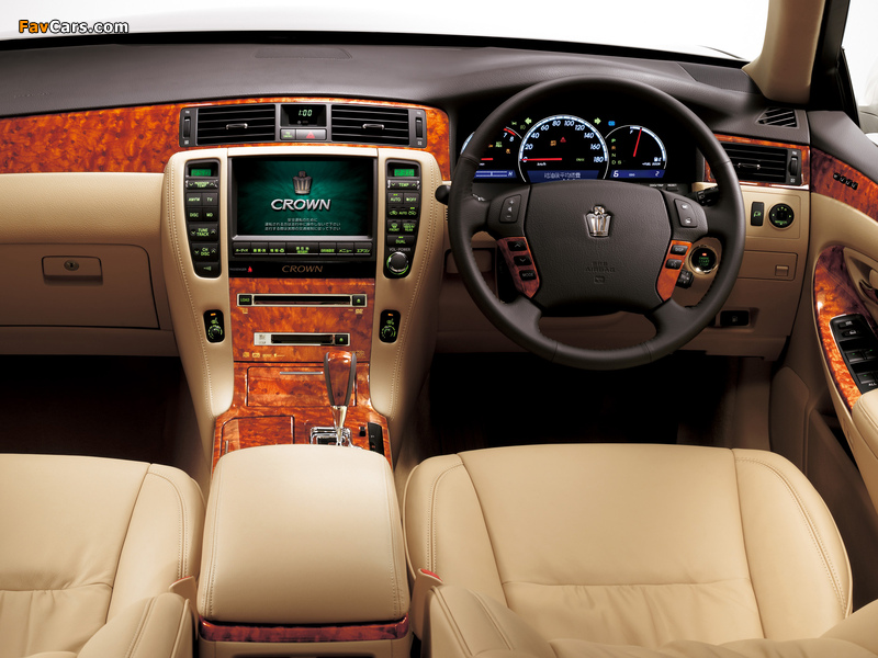 Photos of Toyota Crown Royal (S180) 2005–08 (800 x 600)