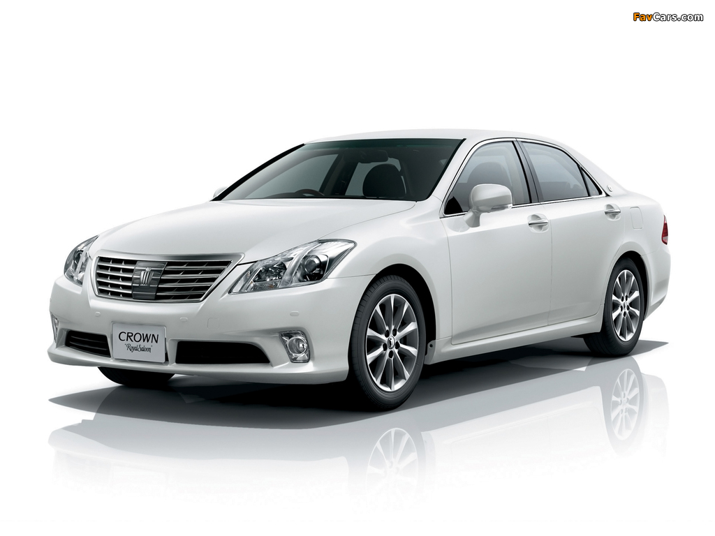 Photos of Toyota Crown Royal Saloon (S200) 2010 (1024 x 768)