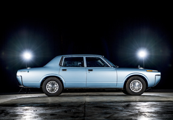 Pictures of Toyota Crown UK-spec (S60,S70) 1971–74