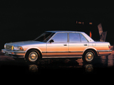 Pictures of Toyota Crown Royal Saloon 3.0 Sedan UAE-spec (GS131) 1987–91