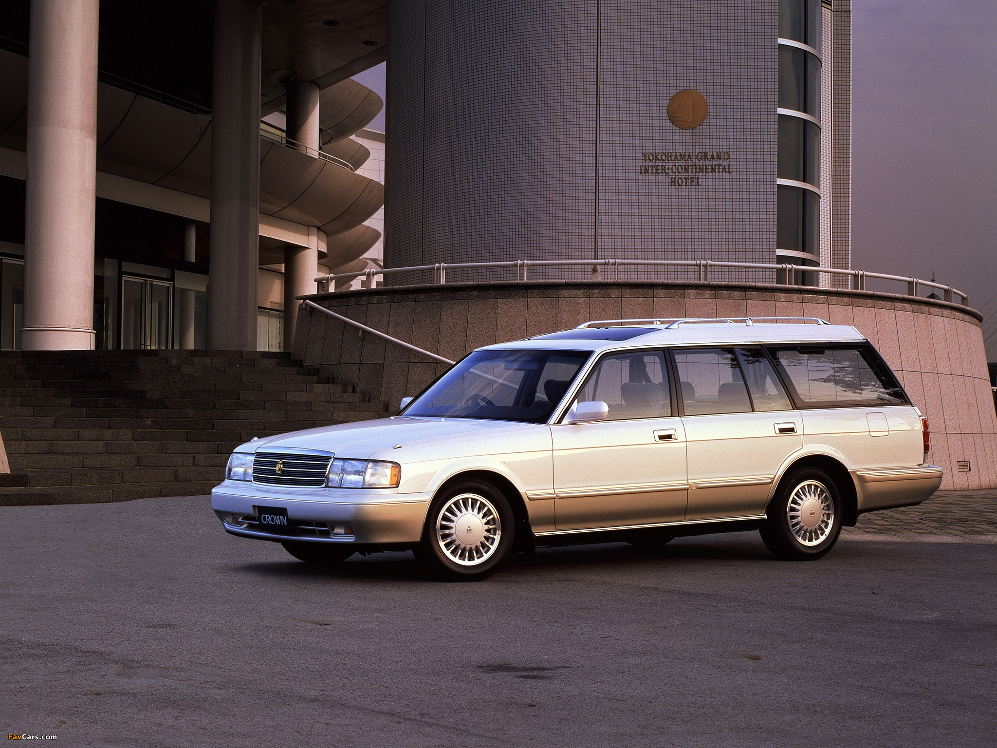 Pictures of Toyota Crown Wagon 1991–99 (2048 x 1536)