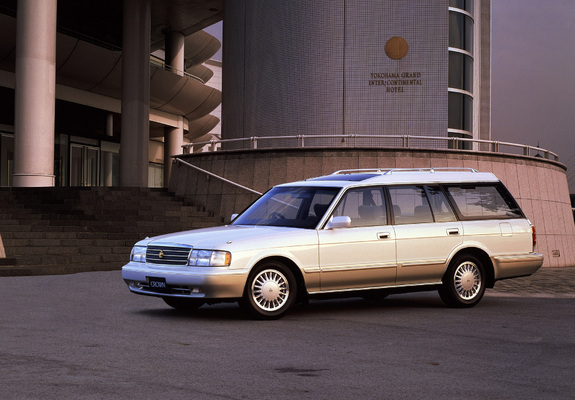 Pictures of Toyota Crown Wagon 1991–99
