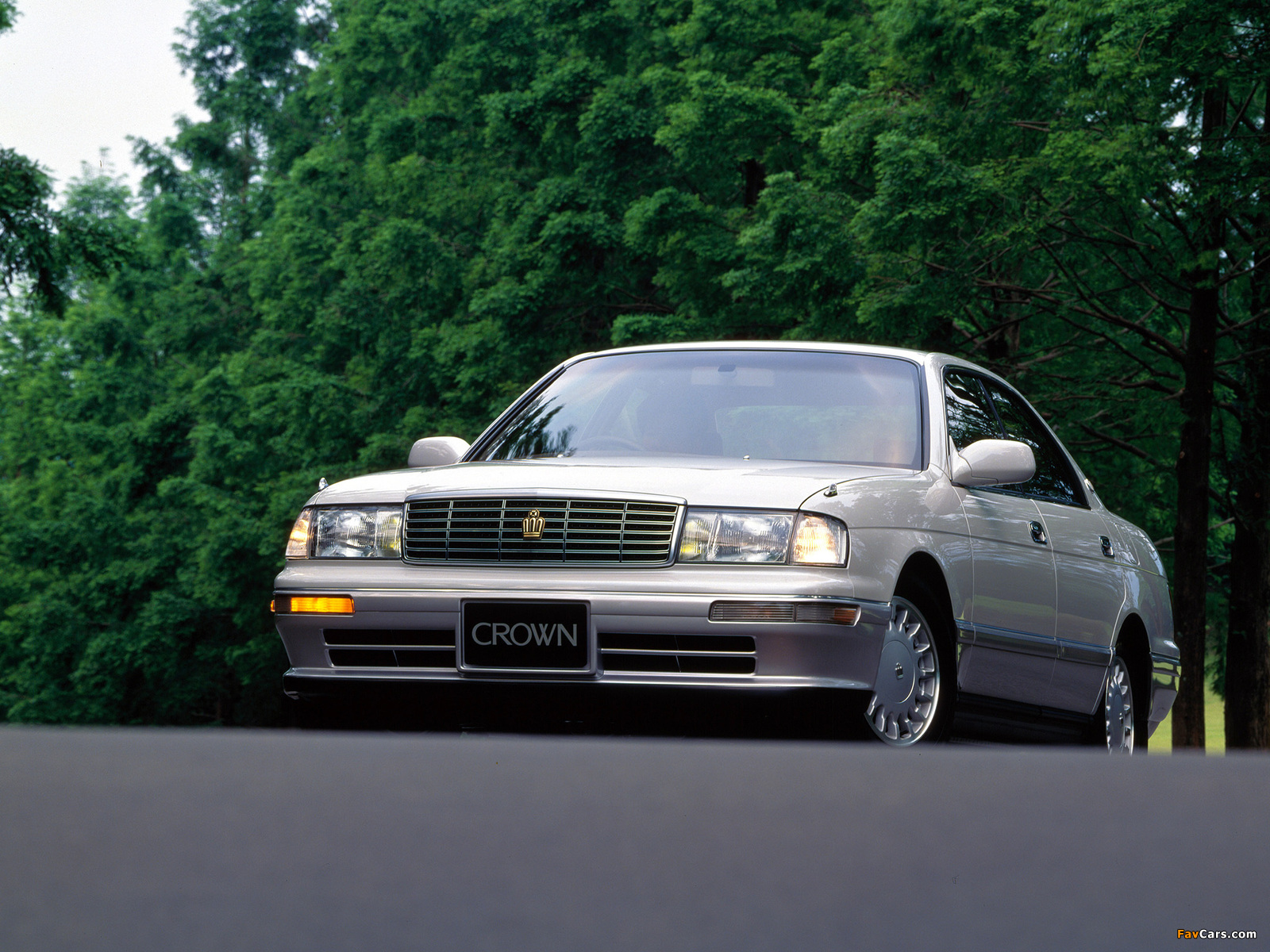 Pictures of Toyota Crown (S140) 1993–95 (1600 x 1200)