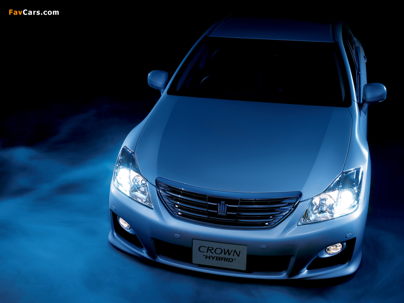 Pictures of Toyota Crown Hybrid (GWS204) 2008–10 (800 x 600)