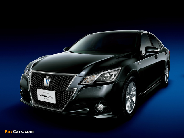 Pictures of Toyota Crown Hybrid Athlete (S210) 2012 (640 x 480)