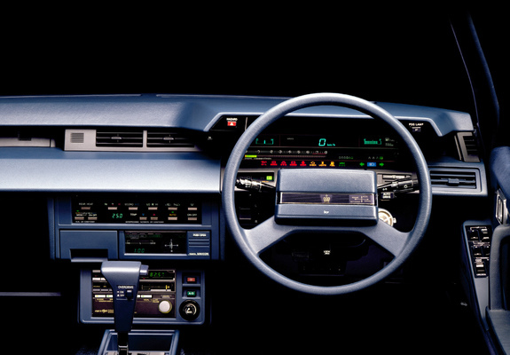 Toyota Crown Royal Saloon (S120) 1983–87 photos